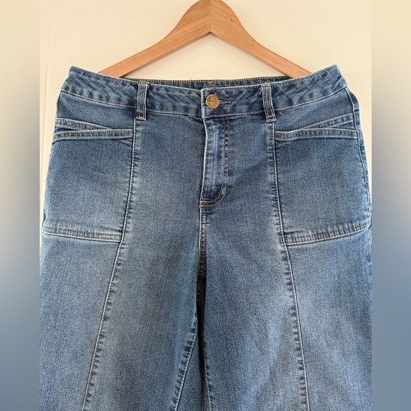 🛍️$5 SALE - D Jeans, cropped wide leg, size 10 - Picture 2 of 7